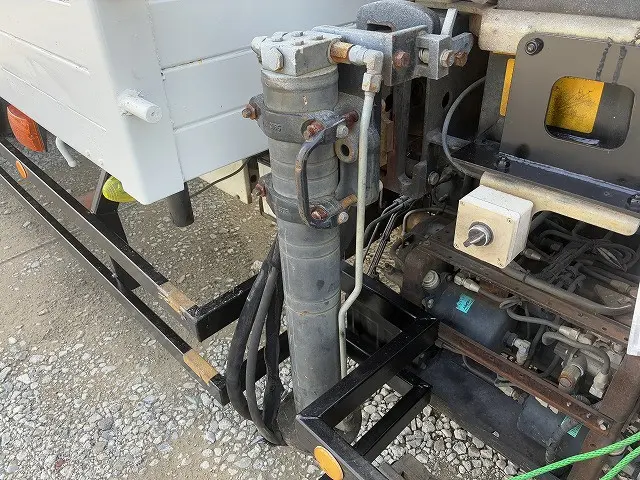 いすゞ フォワード LKG-FTR90S2(2WD)の写真45