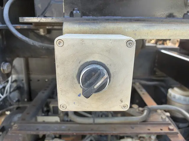 いすゞ フォワード LKG-FTR90S2(2WD)の写真47