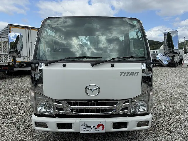 マツダ タイタン TRG-LHR85A(2WD)の写真2