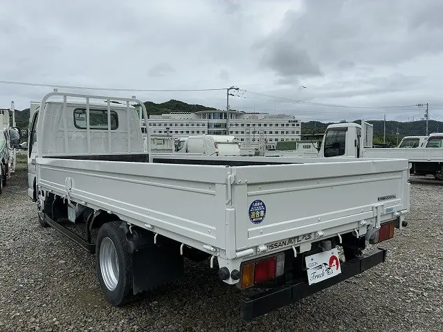 日産 アトラス KR-AKR81LAR(2WD)の写真31