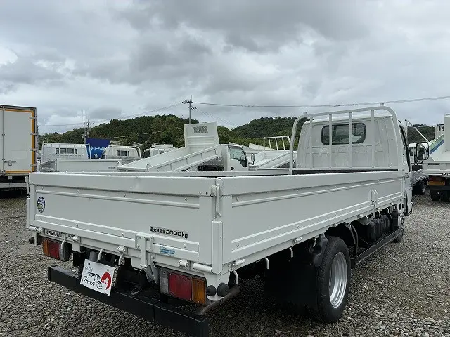日産 アトラス KR-AKR81LAR(2WD)の写真32