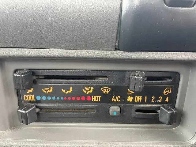 日産 アトラス KR-AKR81LAR(2WD)の写真35