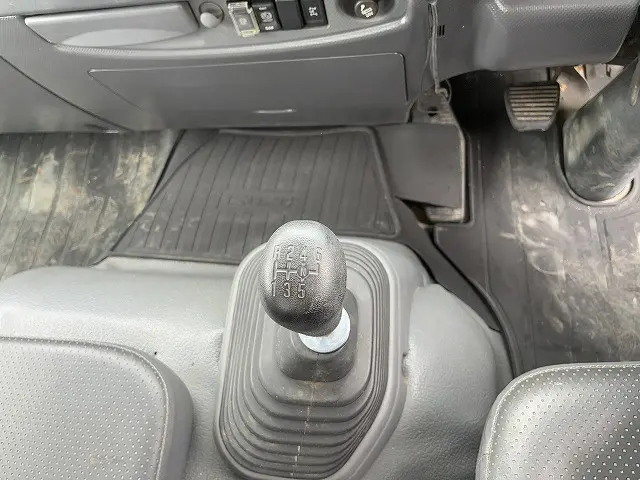 いすゞ フォワード PKG-FRR90S1(2WD)の写真38