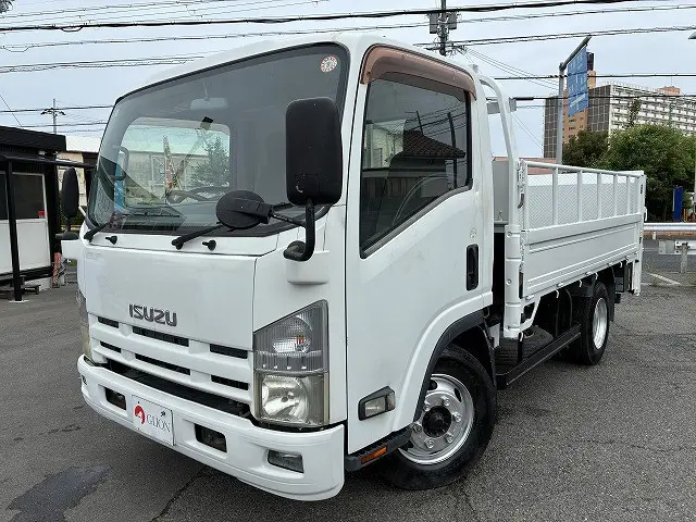 いすゞ エルフ BDG-NPR85AR(2WD)の写真1