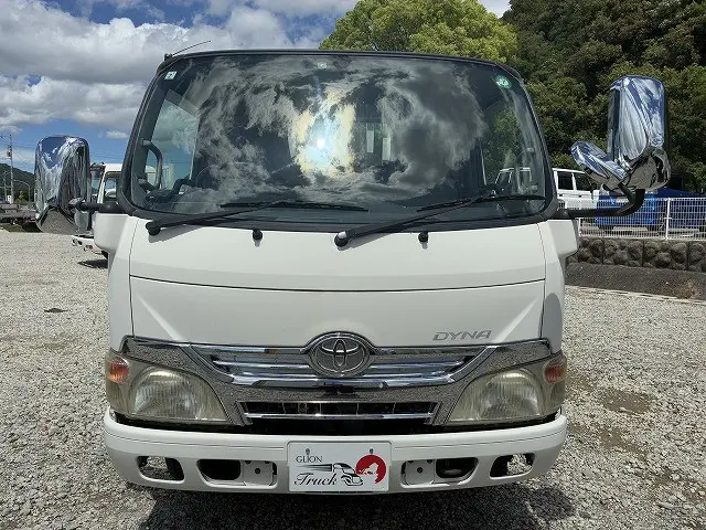 トヨタ ダイナ TKG-XZC605(2WD)の写真2