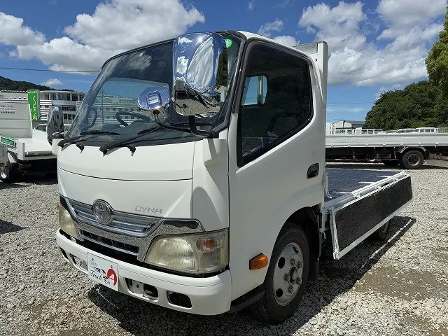 トヨタ ダイナ TKG-XZC605(2WD)の写真9