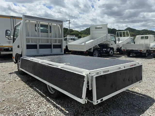 トヨタ ダイナ TKG-XZC605(2WD)の写真13