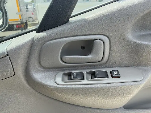 トヨタ ダイナ TKG-XZC605(2WD)の写真41