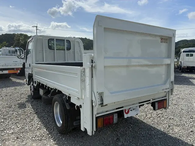 いすゞ エルフ TKG-NJS85AN(4WD)の写真28