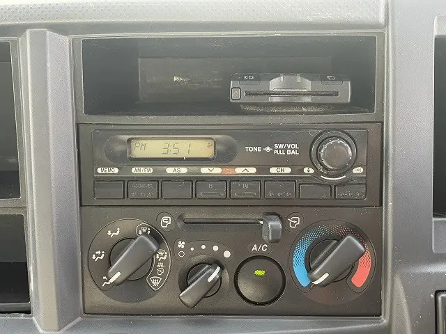 いすゞ エルフ TKG-NJS85AN(4WD)の写真37