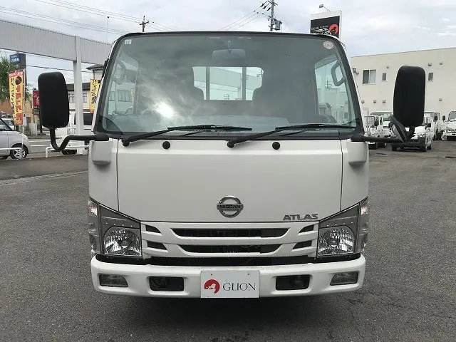 日産 アトラス 2RG-AHR88A(2WD)の写真2