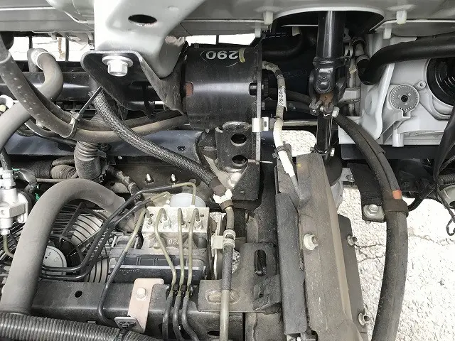日産 アトラス 2RG-AHR88A(2WD)の写真20