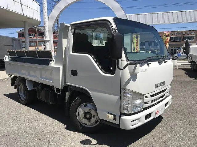 いすゞ エルフ TPG-NKR85AD(2WD)の写真3