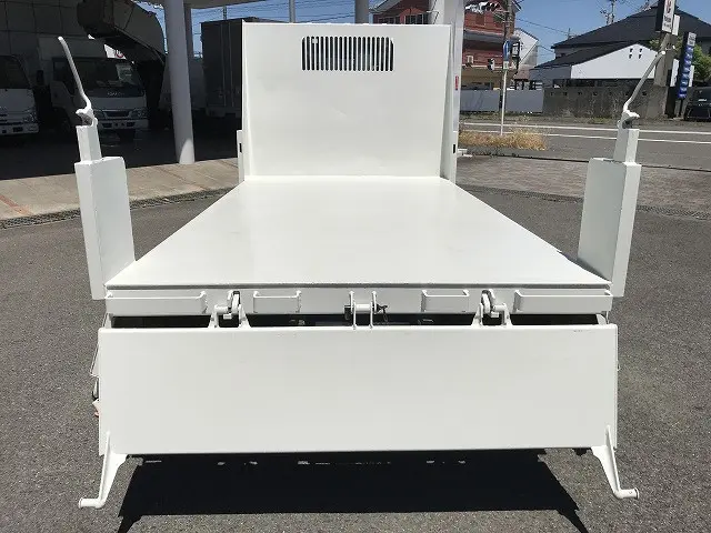 いすゞ エルフ TPG-NKR85AD(2WD)の写真19