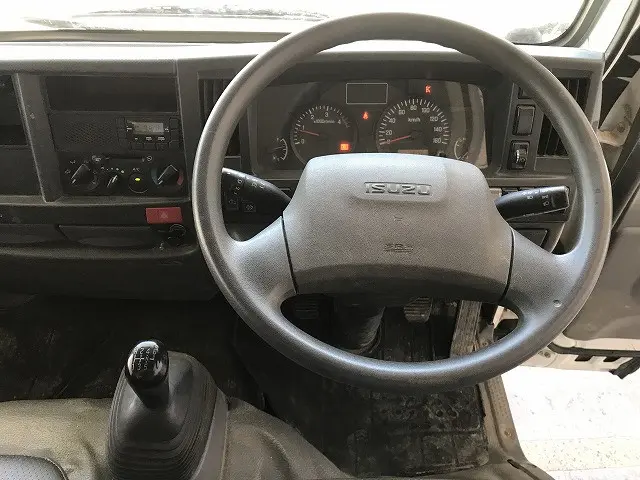 いすゞ エルフ TPG-NKR85AD(2WD)の写真49