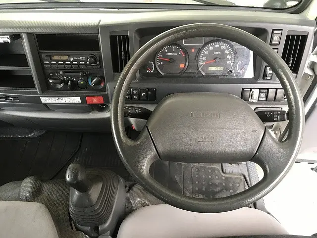 いすゞ エルフ SKG-NJR85A(2WD)の写真24