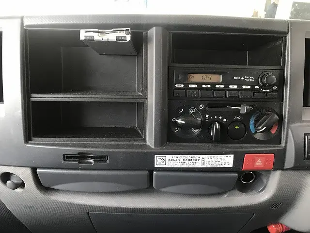 いすゞ エルフ SKG-NJR85A(2WD)の写真25