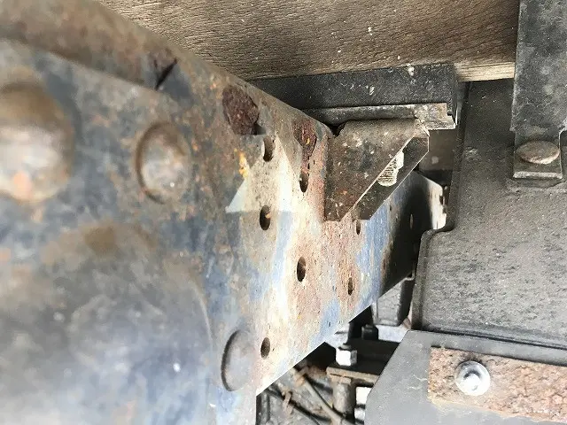 いすゞ エルフ SKG-NJR85A(2WD)の写真41