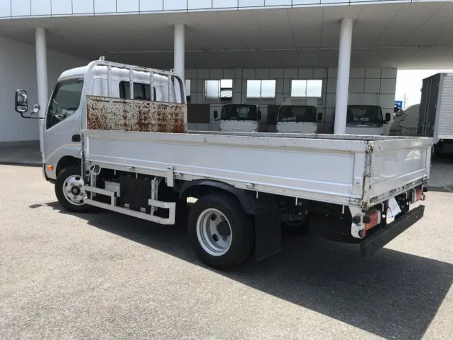 日野 デュトロ 2RG-XZU645M(2WD)の写真4