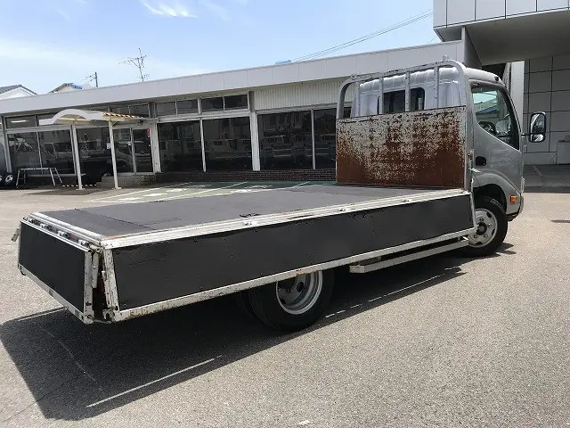 日野 デュトロ 2RG-XZU645M(2WD)の写真13