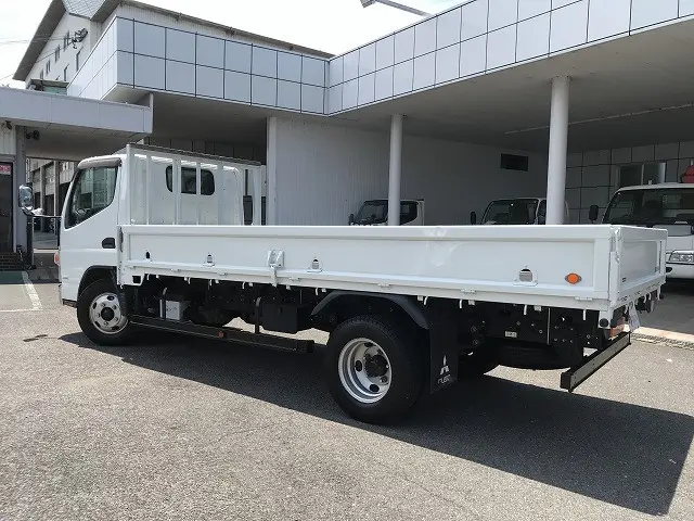三菱 キャンター TPG-FEA50(2WD)の写真4