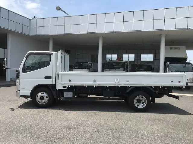 三菱 キャンター TPG-FEA50(2WD)の写真7