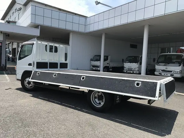 三菱 キャンター TPG-FEA50(2WD)の写真11