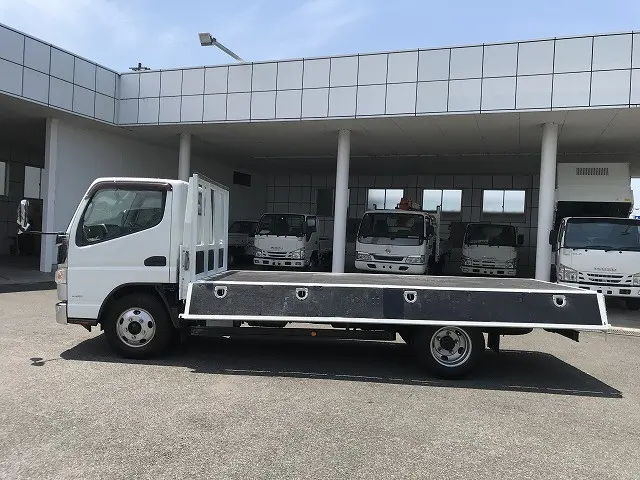 三菱 キャンター TPG-FEA50(2WD)の写真14