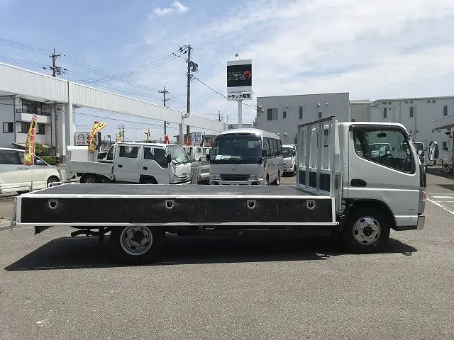三菱 キャンター TPG-FEA50(2WD)の写真15