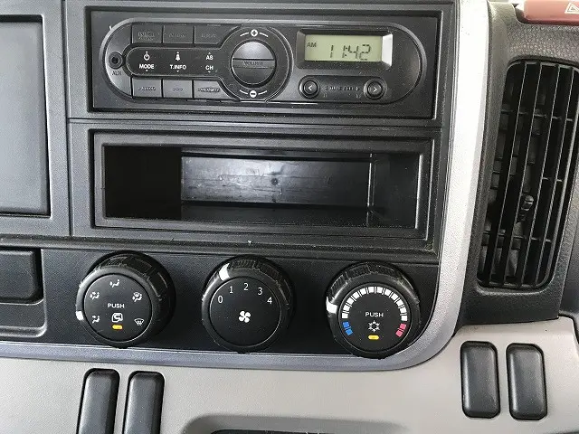 三菱 キャンター TPG-FEA50(2WD)の写真30