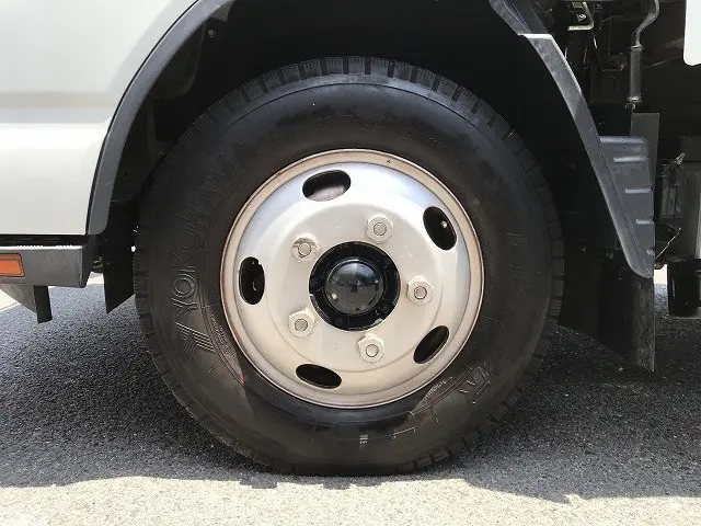 三菱 キャンター TPG-FEA50(2WD)の写真42