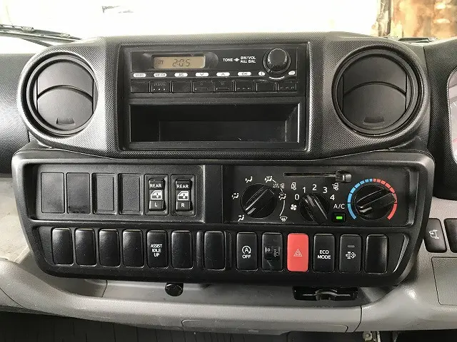 日野 デュトロ TKG-XZU605M(2WD)の写真25