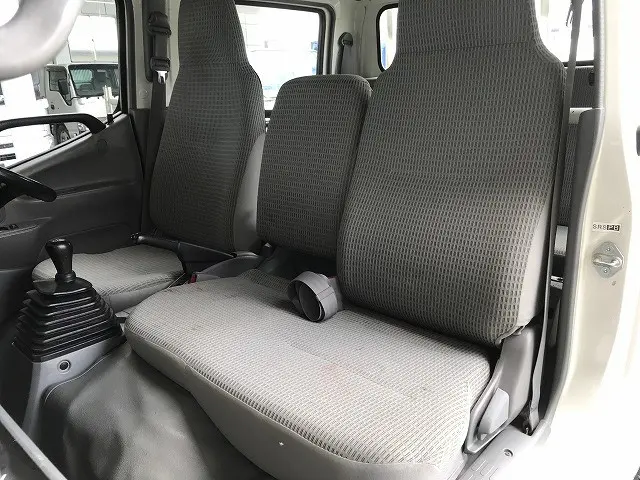 日野 デュトロ TKG-XZU605M(2WD)の写真33