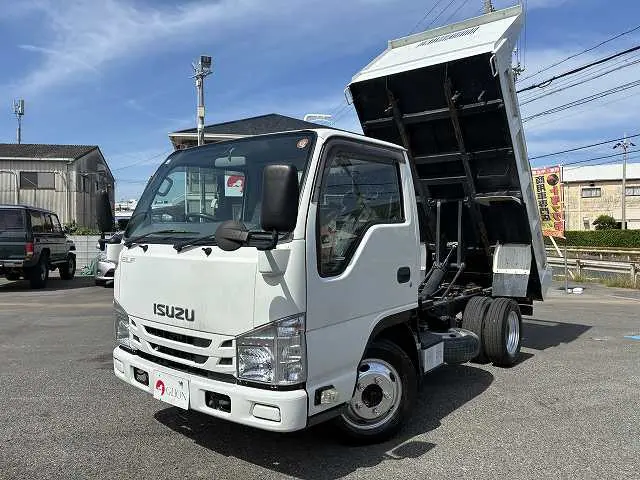 いすゞ エルフ TPG-NJR85AN(2WD)の写真1