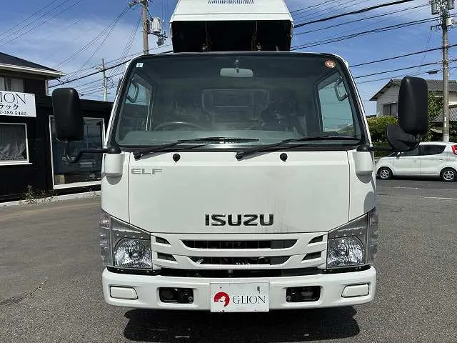 いすゞ エルフ TPG-NJR85AN(2WD)の写真2