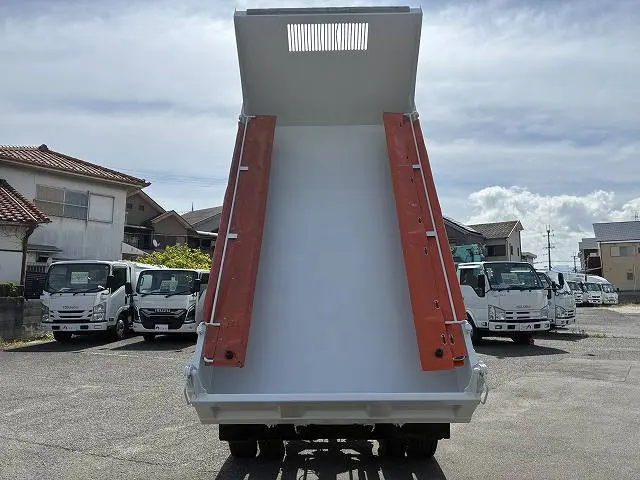 いすゞ エルフ TPG-NJR85AN(2WD)の写真7