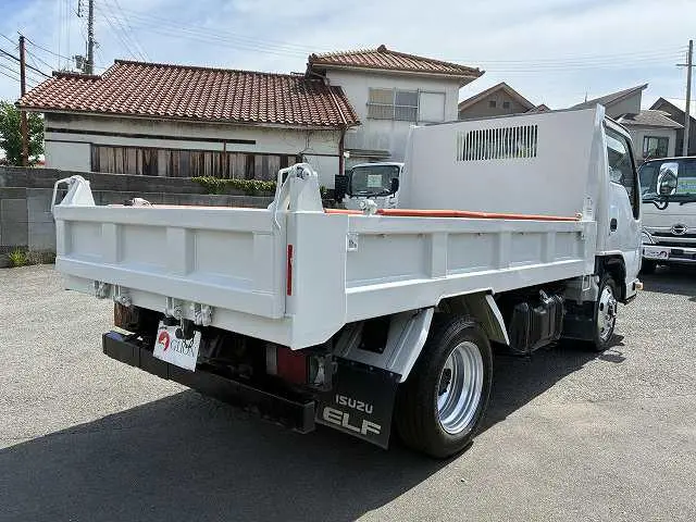 いすゞ エルフ TPG-NJR85AN(2WD)の写真15