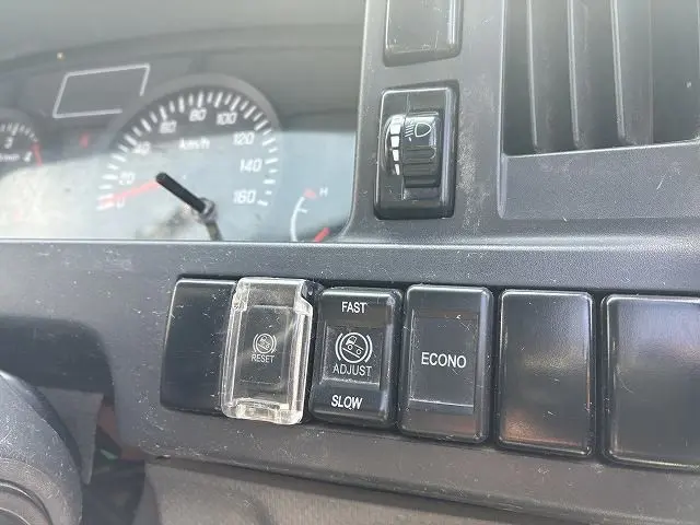 いすゞ エルフ TPG-NJR85AN(2WD)の写真38