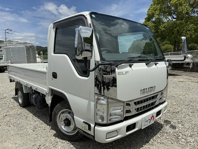 いすゞ エルフ TRG-NHR85A(2WD)の写真3