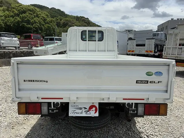 いすゞ エルフ TRG-NHR85A(2WD)の写真7