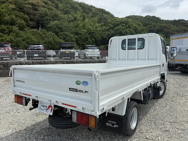 いすゞ エルフ TRG-NHR85A(2WD)の写真8