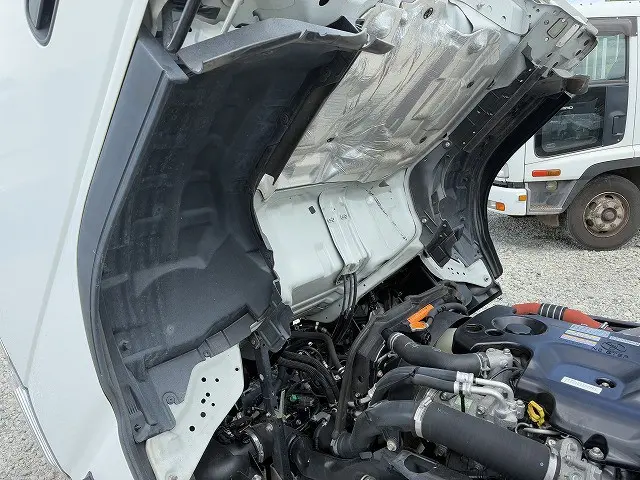 いすゞ エルフ TRG-NHR85A(2WD)の写真20
