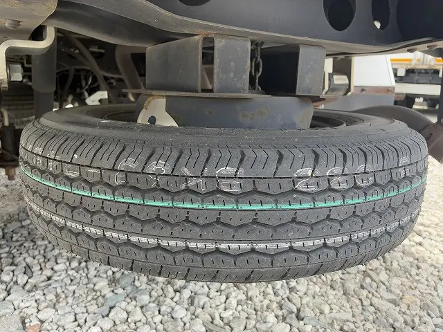 いすゞ エルフ TRG-NHR85A(2WD)の写真43