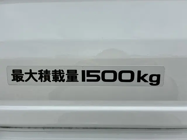 いすゞ エルフ TRG-NHR85A(2WD)の写真44