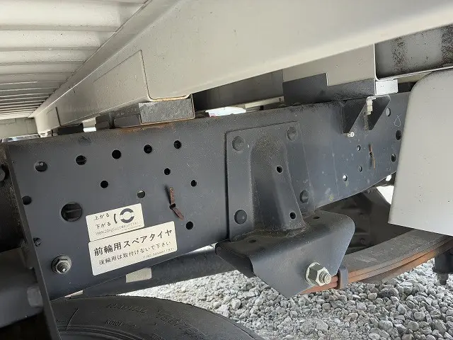 いすゞ エルフ TRG-NHR85A(2WD)の写真46
