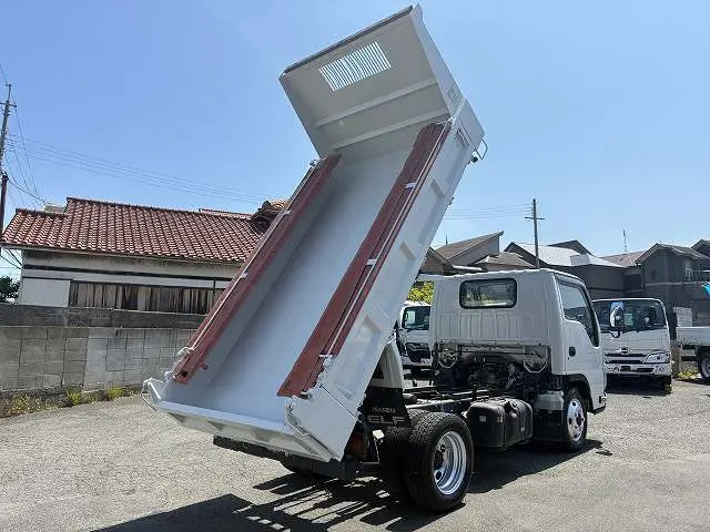 いすゞ エルフ TPG-NKR85AN(2WD)の写真8