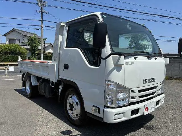 いすゞ エルフ TPG-NKR85AN(2WD)の写真10