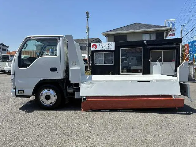 いすゞ エルフ TPG-NKR85AN(2WD)の写真19