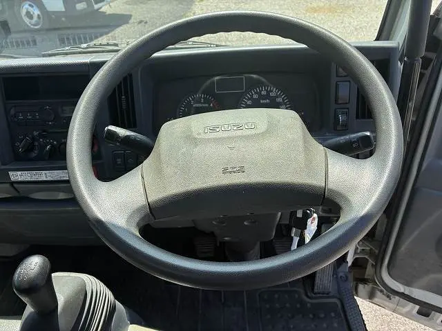 いすゞ エルフ TPG-NKR85AN(2WD)の写真36