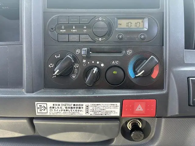いすゞ エルフ TPG-NKR85AN(2WD)の写真41